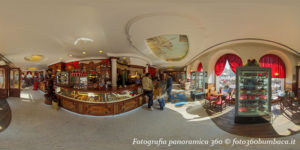Trieste-Caffè-degli-Specchi-interno